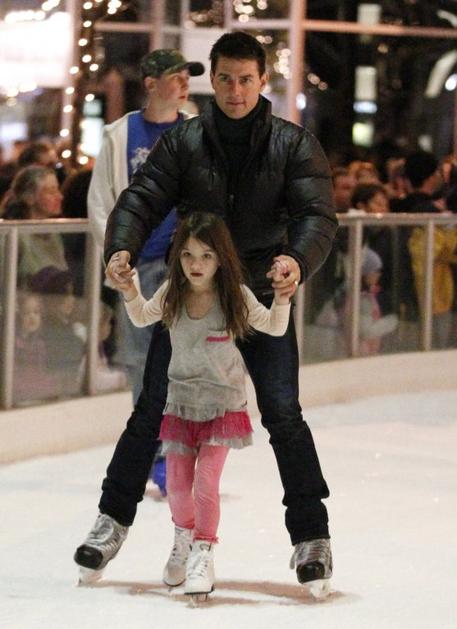 Tom Cruise, Suri