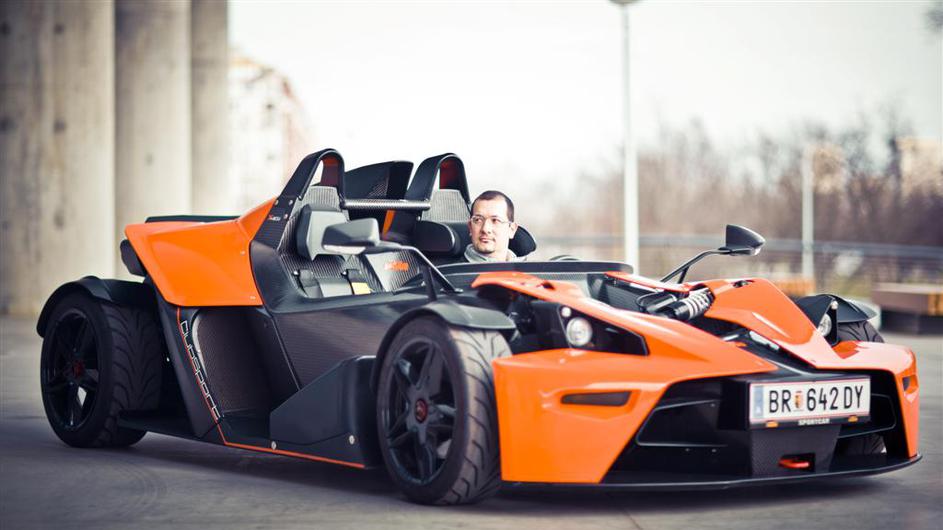 Sebastien Stassin v svoji kreaciji KTM X-bow. (Foto: Laurent Nivalle)