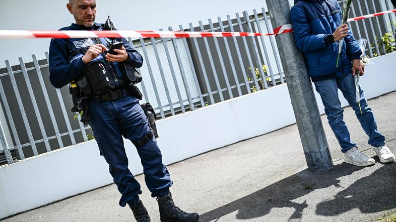 francija napad srednja šola