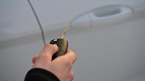 Oklepanje zaklepanje avto ključ