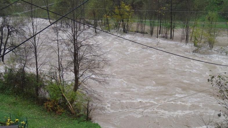 Idrijca pri vasi Stopnik