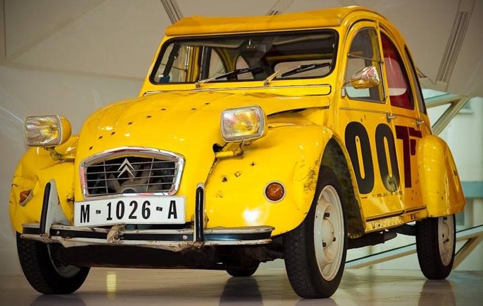 2CV ali spaček | Avtor: Citroën