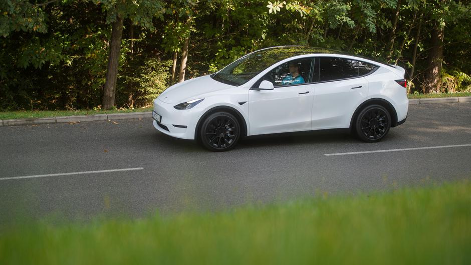 Tesla Y | Avtor: Anže Petkovšek