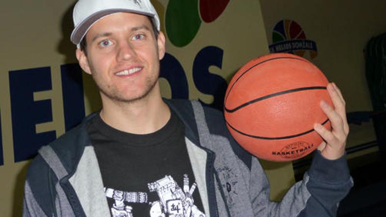 Nick Jacobson - Barbara Todorovic - 03 - main