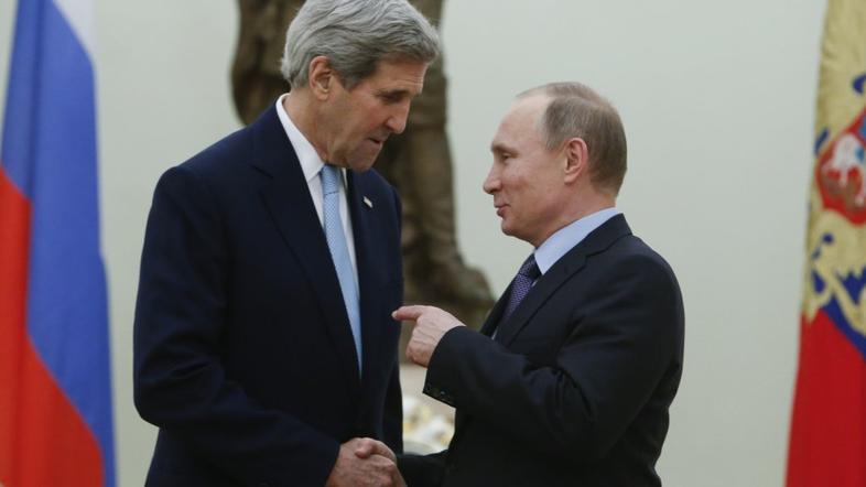 John Kerry in Vladimir Putin