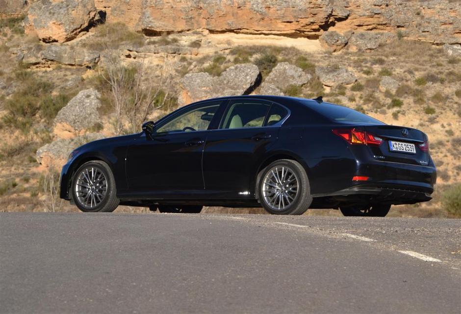 Lexus GS 300h | Avtor: Gregor Prebil