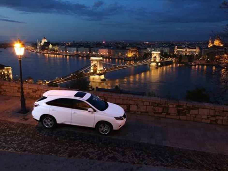 Inženirji so ob 10 odstotkov večji moči zmanjšali porabo goriva za kar 23 odstot