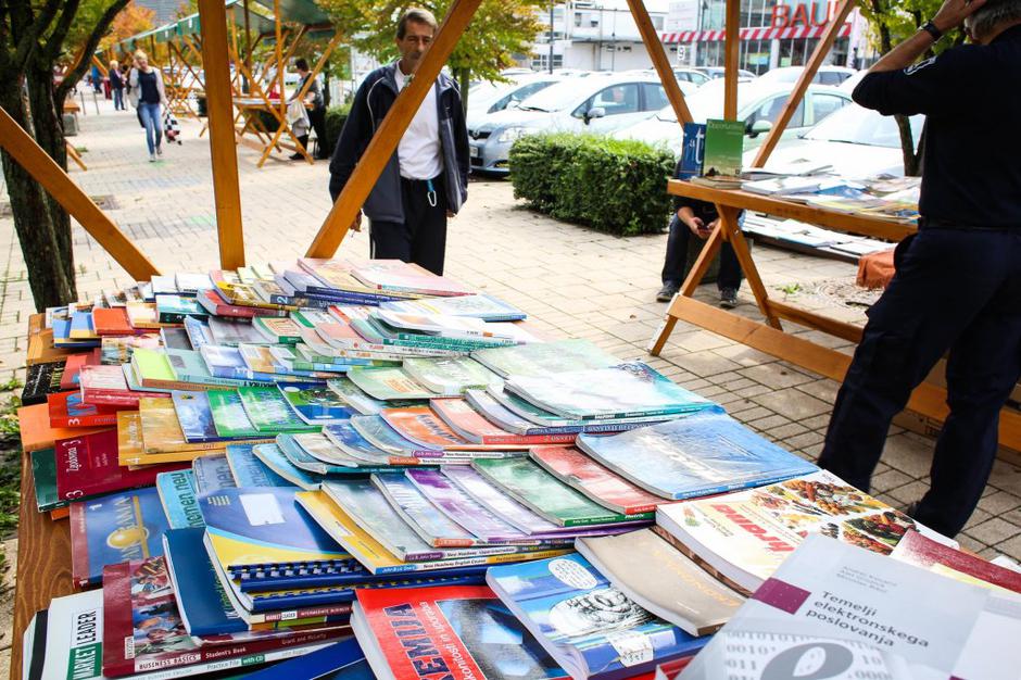 sejem učbenikov | Avtor: Saša Despot