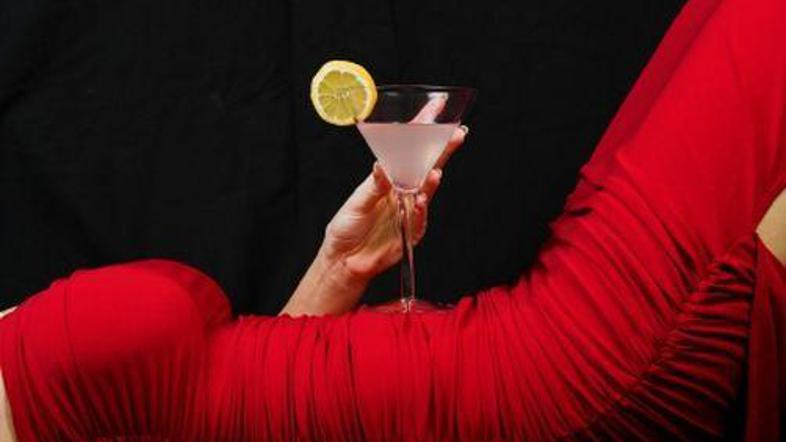 Sprejela je prvo, zakaj ne bi še druge?