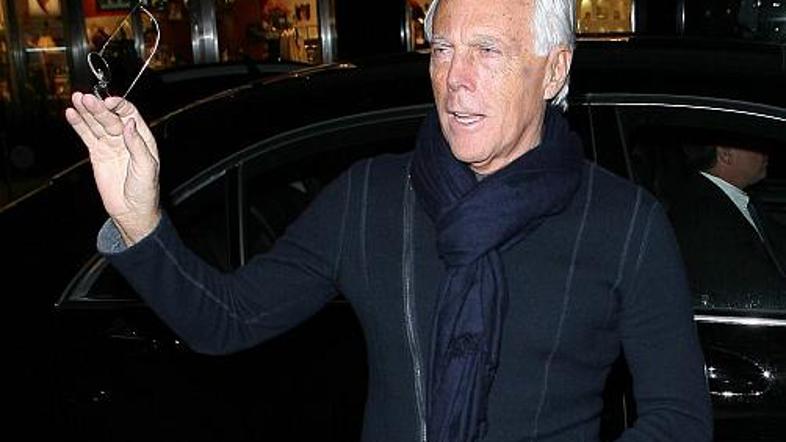 Armani bo leta 2009 odprl še hotel v Milanu in "Armani Resort" v Marakešu v Maro