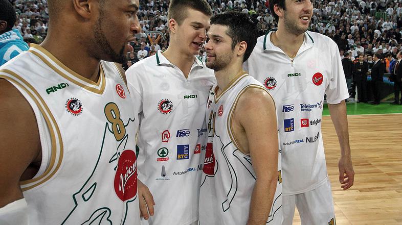 Po zelo pomembni zmagi nad Valencio so košarkarji Uniona Olimpije brez izstrelje