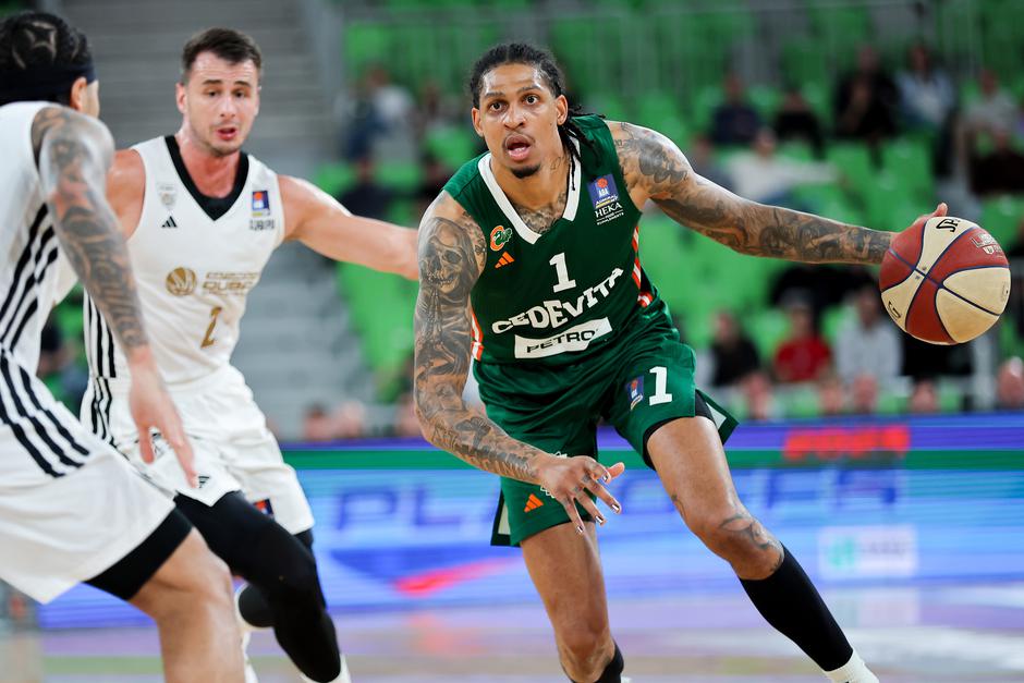 Cedevita Olimpija : Dubai | Avtor: Cedevita Olimpija/Aleš Fevžer