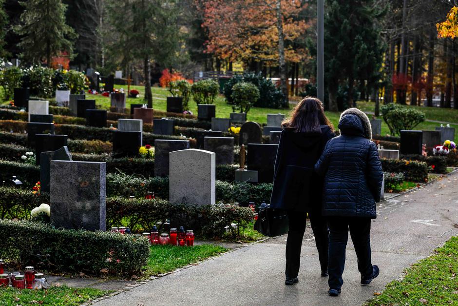 pokopališče Srebrniče | Avtor: Saša Despot