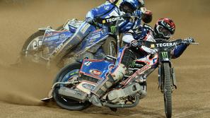 Matej Žagar (modra čelada)