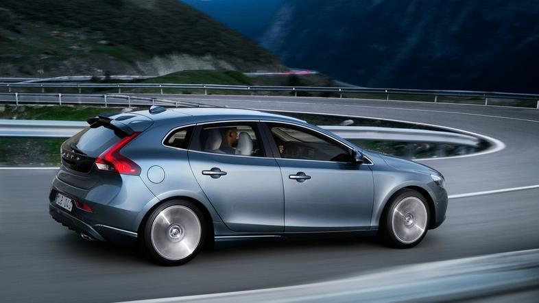 Volvo V40