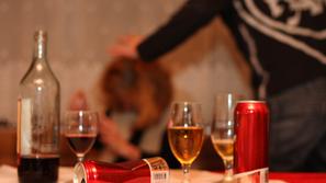 slovenija 04.12.2009, alkohol, nasilje v druzini, foto:Spela Mohoric