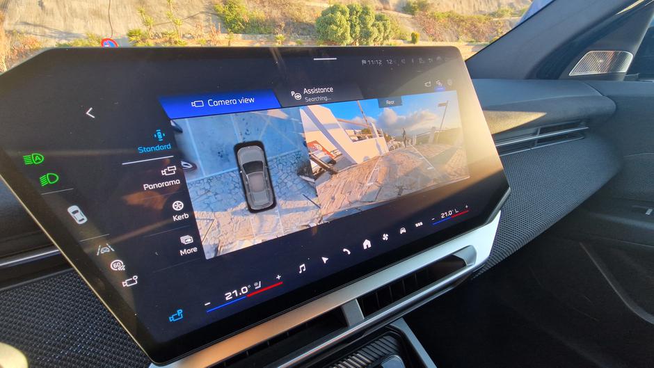 BMW iX3 50 xDrive | Avtor: Gregor Prebil