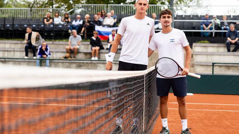 Bor Artnak Amit Vales Davisov pokal