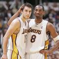 Saša Vujačić se izredno dobro razume s prvim zveznikom moštva Kobejem Bryantom.