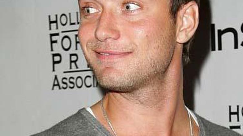 Jude Law. Novodoben moški.