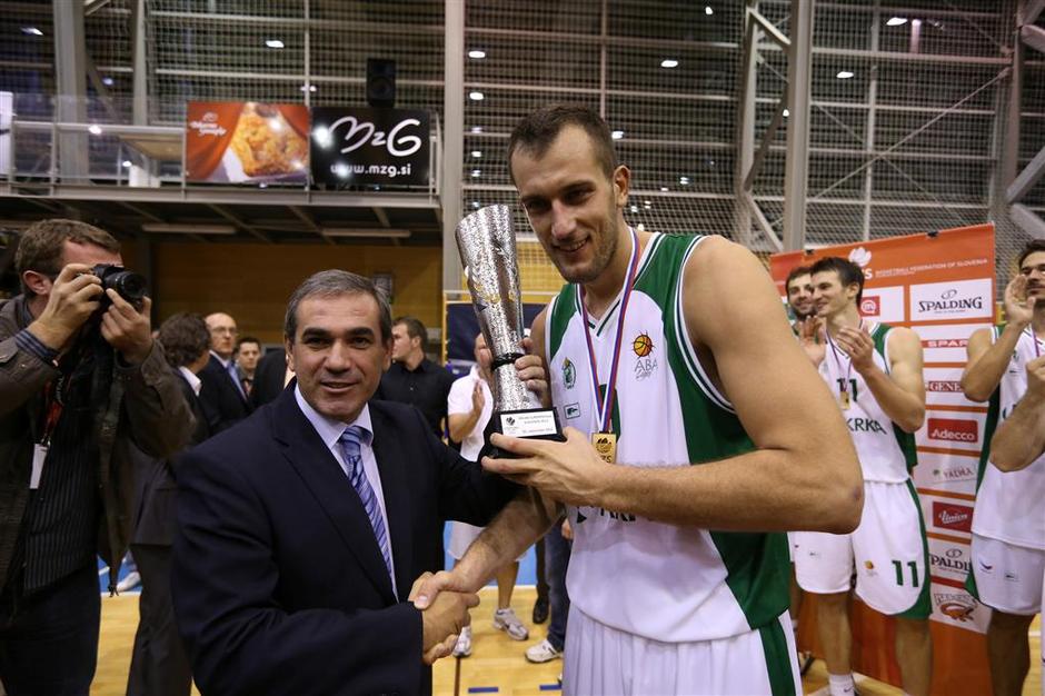 Volčič Pavič Krka Union Olimpija superpokal Grosuplje | Avtor: KZS/www.alesfevzer.com