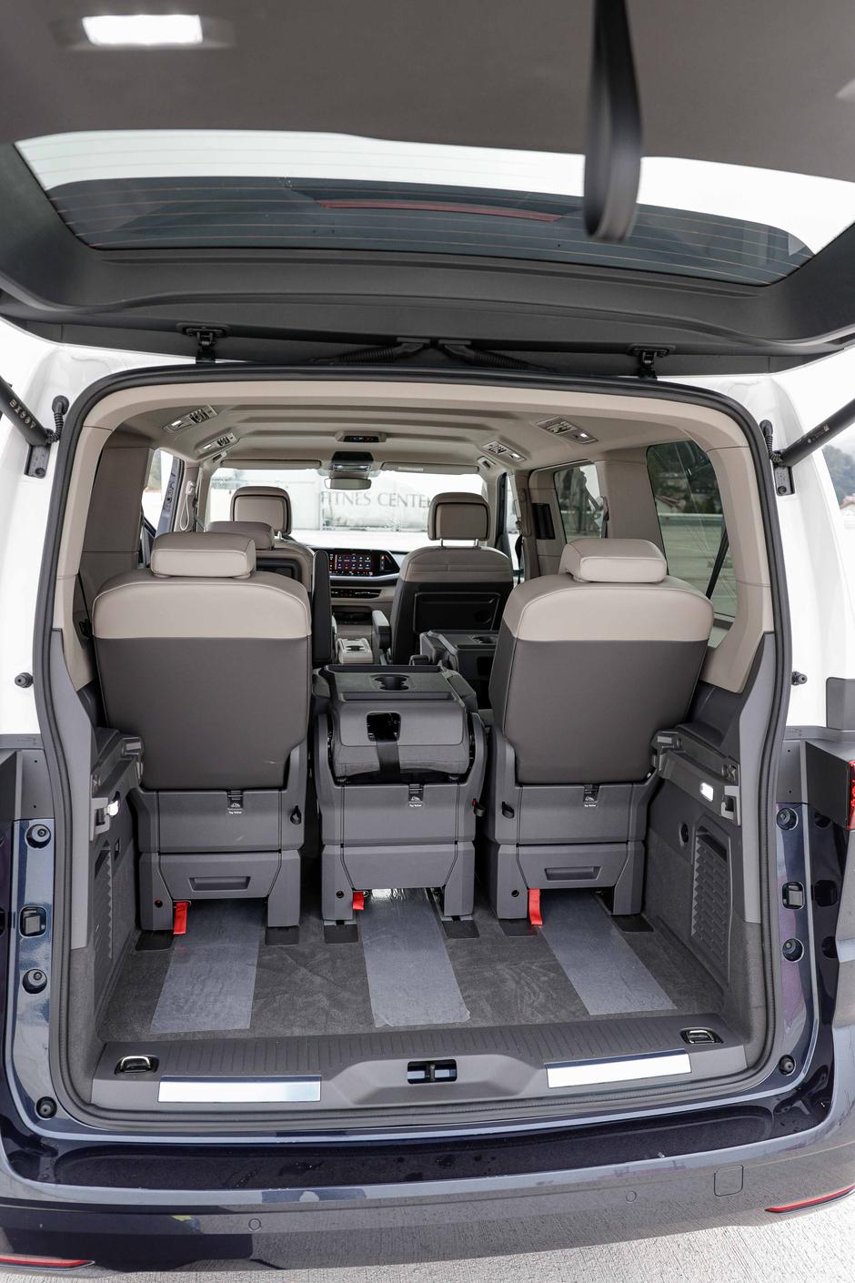 Volkswagen Multivan eHybrid 4MOTION | Avtor: Saša Despot