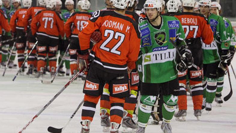 Večni derbi so tokrat dobili železarji.