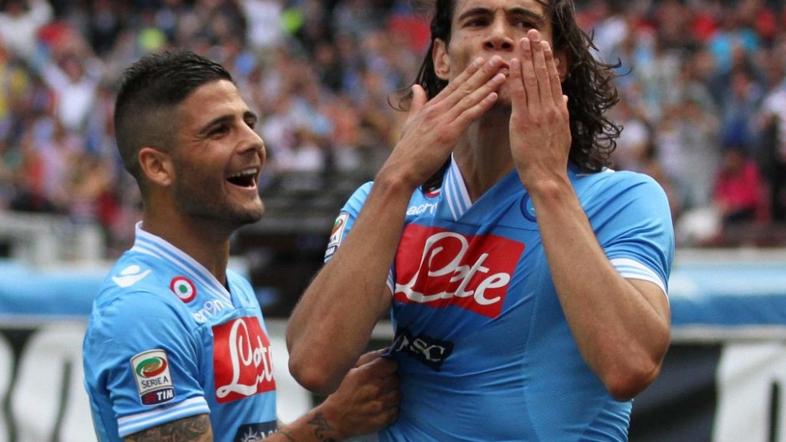 Cavani Napoli Siena Serie A Italija liga prvenstvo