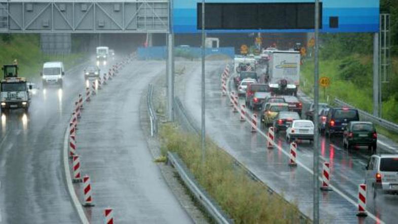 Z dodatnim denarjem bo upravljalec financiral nove investicije v avtoceste.