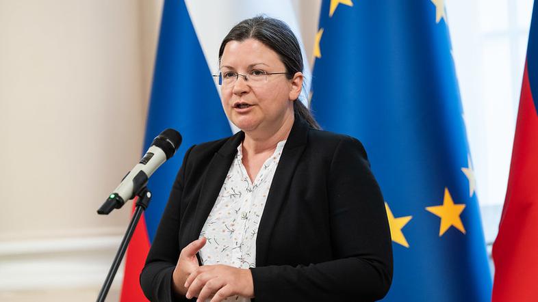 Katja Kokot, Resnica, vodja poslanske skupine