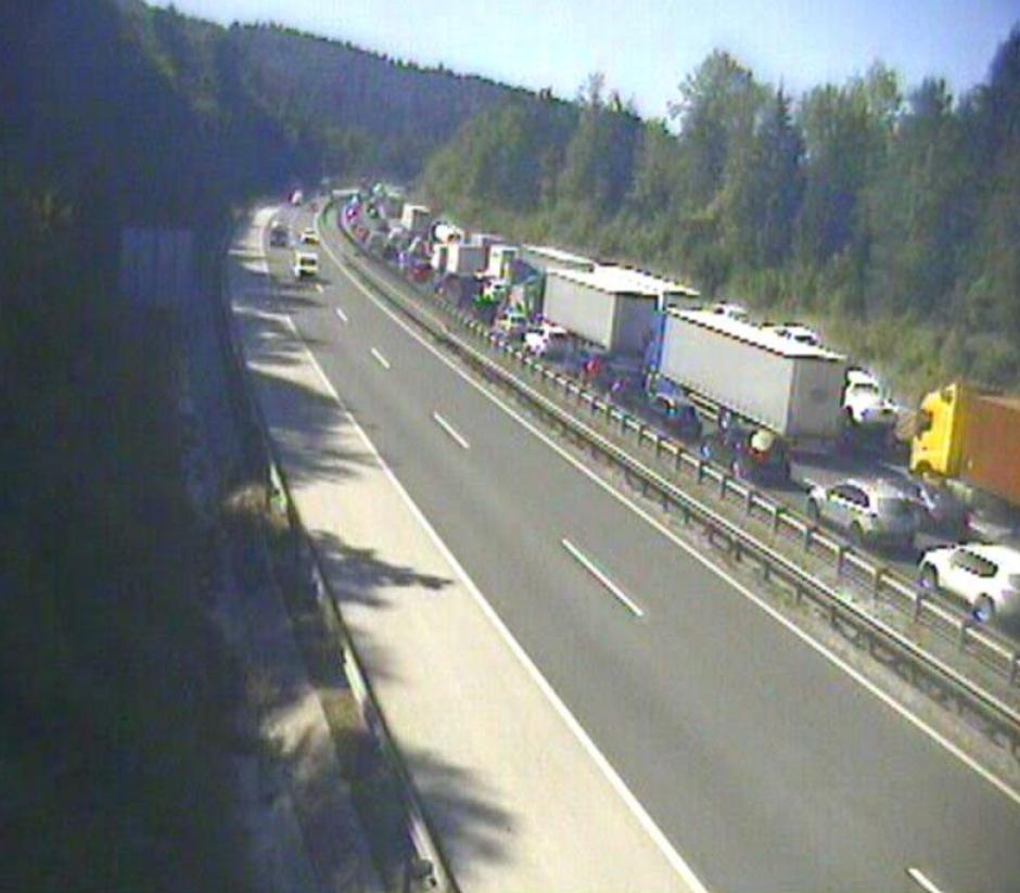 Zastoj na primorski avtocesti | Avtor: Prometna kamera (PIC)