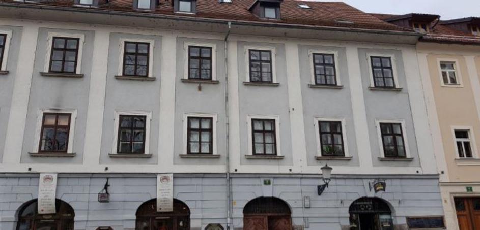 Stanovanje, ki se prodaja na naslovu Breg 8