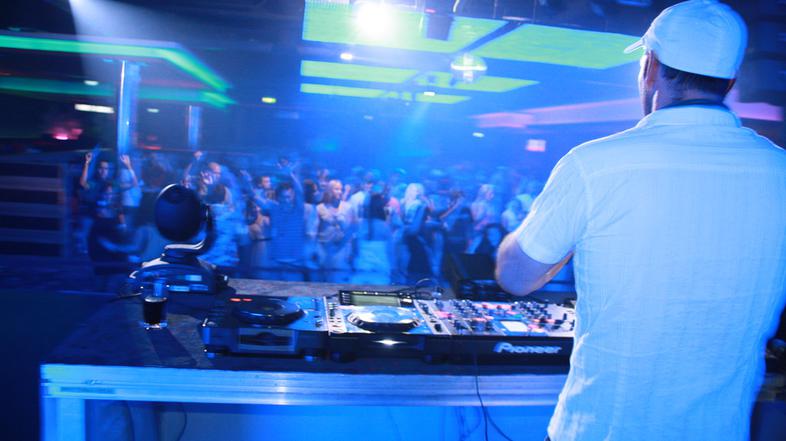 Global Deejays v Kopru