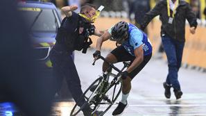 Nor navijač na dirki po Franciji