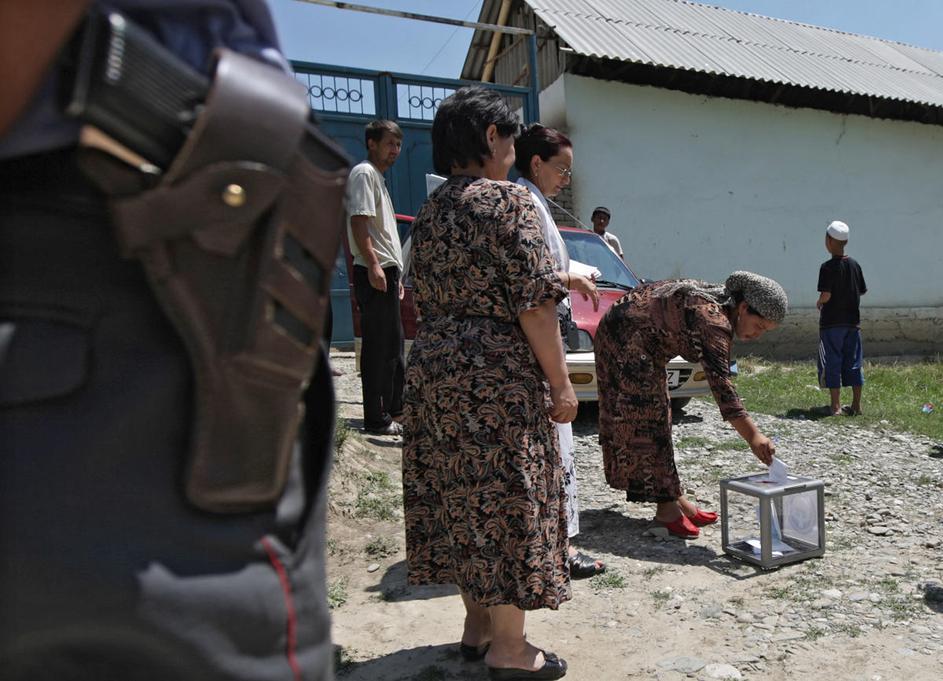 Gruzija, referendum, volitve