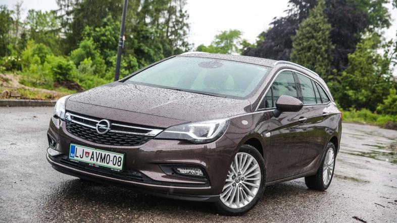 Opel Astra 