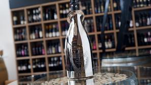 Šampanjec Dom Perignon.