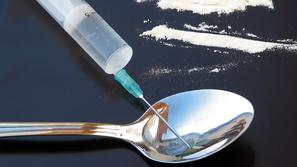 TZlepotazdravje 28.06.12, droga, heroin, igla, foto: shutterstock