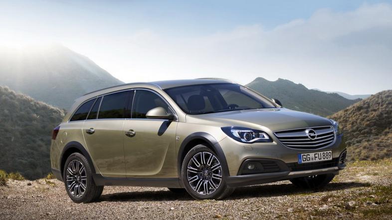 Opel insignia country tourer