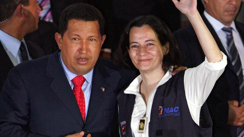 Hugo Chavez in rešena talka Clara Rojas, samo nekaj ur po izpustitvi iz rok upor