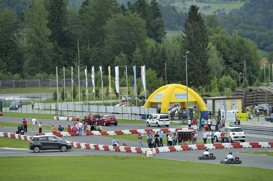 Žurnalov in Fiatov dan