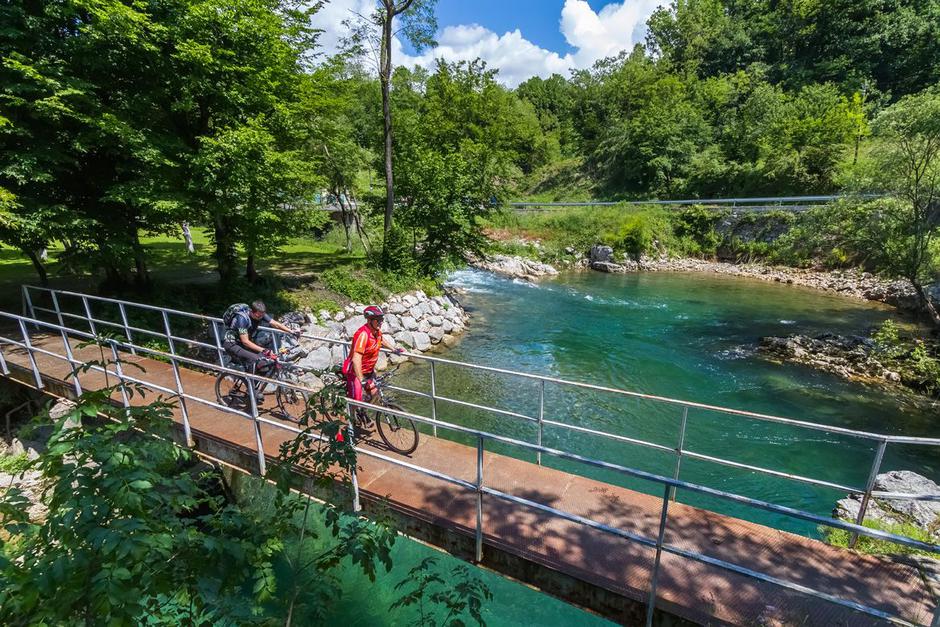 HTS | Avtor: TS Reka