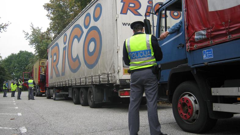 Policijski nadzor štajerske avtoceste