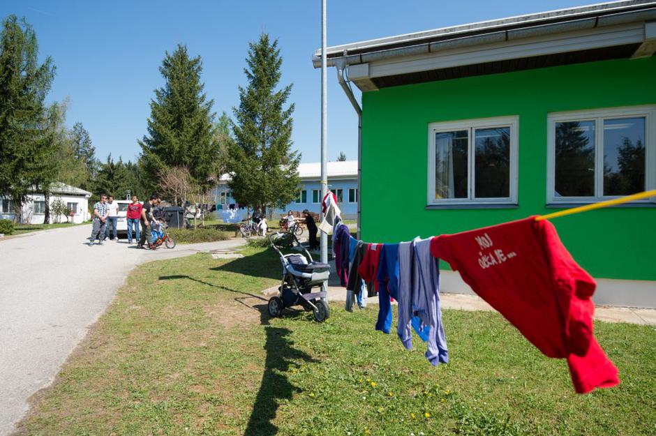 azilni dom Logatec | Avtor: Anže Petkovšek