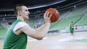 Alen Omić Union Olimpija trening