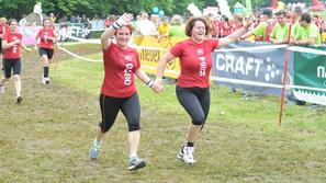 Če želite visokoresolucijsko fotografijo, nam pošljite elektronsko sporočilo na 