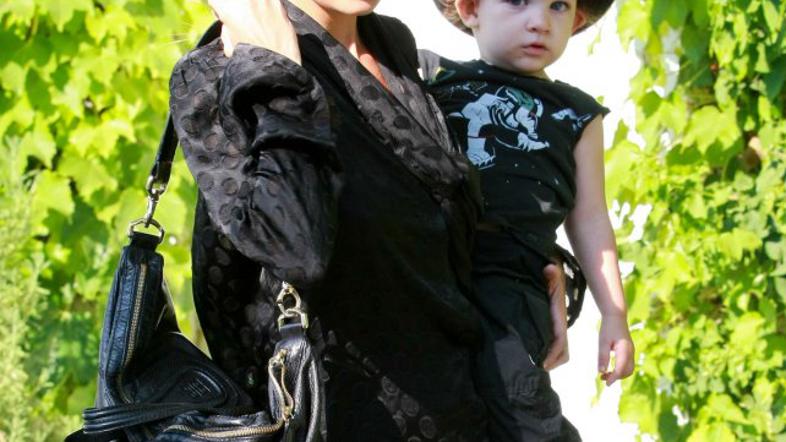 Nicole Richie, Sparrow Madden