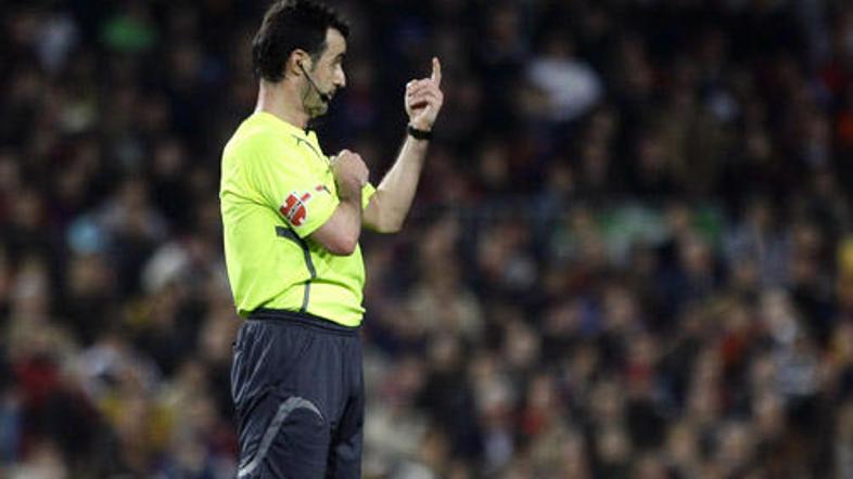 Na tekmi tretje argentinske lige je sodnik izključil celotno moštvo (slika je si