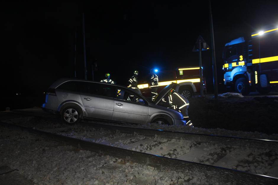 Žabnica, Kranj, gasilici, tiri, voznik | Avtor: PU Kranj