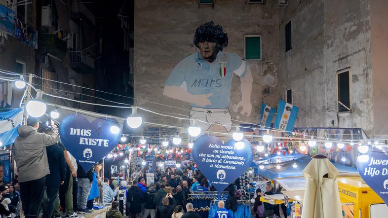 Neapelj Maradona